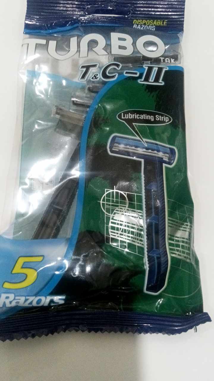 ژیلت توربو 2تیغ 5دسته صابون دارد